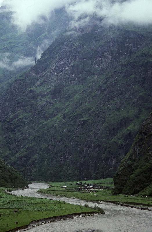 WT 1000 150-38 Nepal.jpg